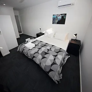 Mihaven Shared Living - Martyn St Hostel Cairns